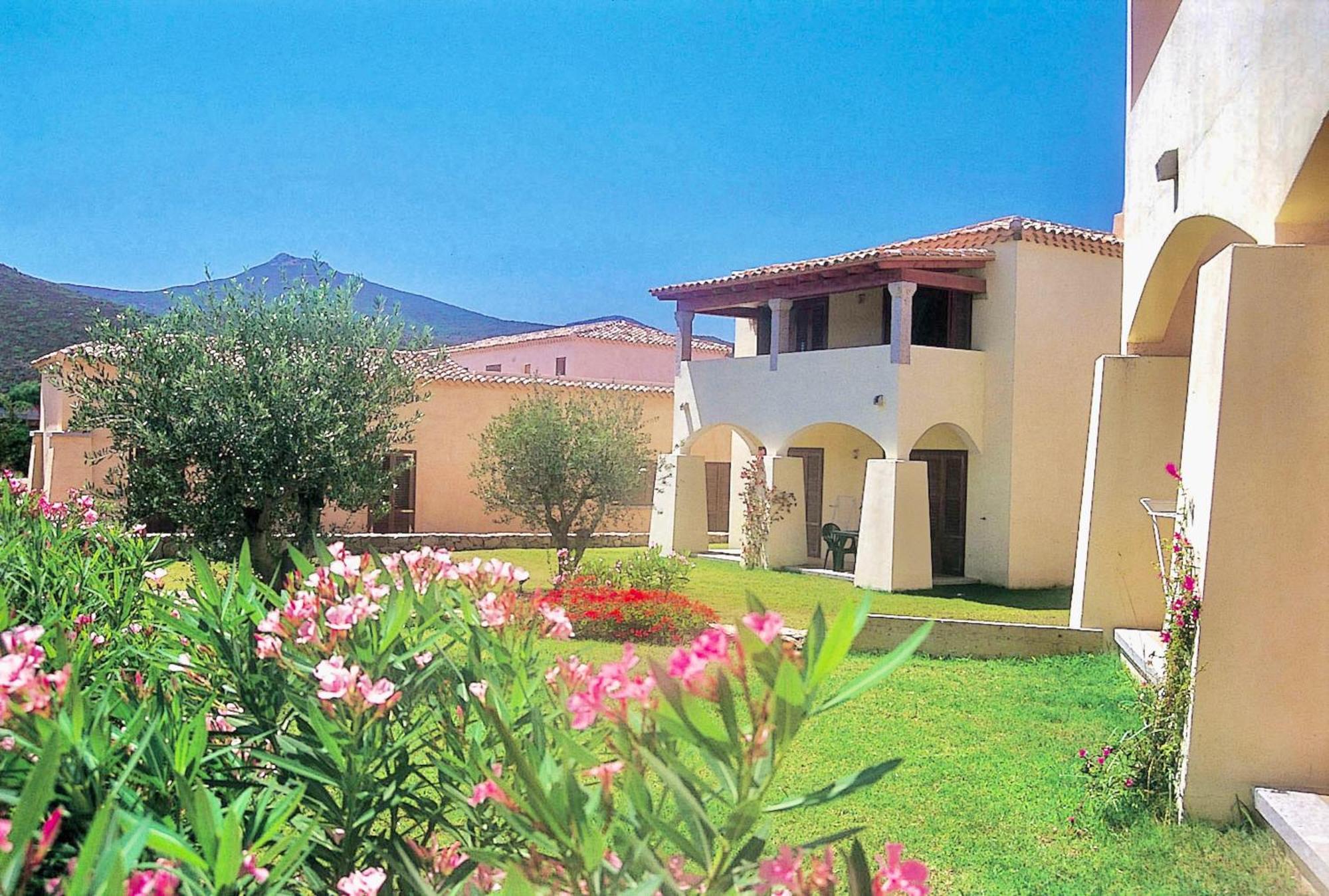 Residence With Private Beach In Marinella Marinella  Exterior photo